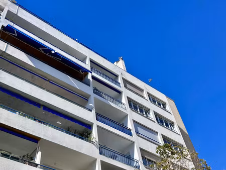 vente appartement 3 pièces 73m2 marseille 8eme (13008) - 243800 € - surface privée
