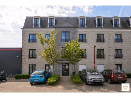 appartement te koop in lint met 2 slaapkamers