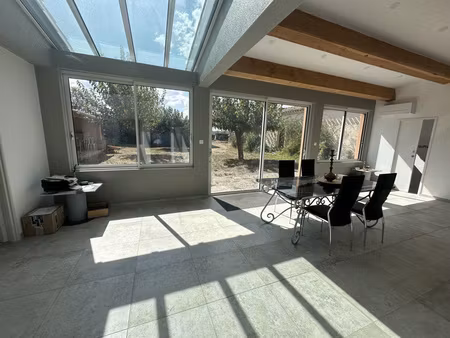 propriété de charme aux portes de pézenas  dans un environne