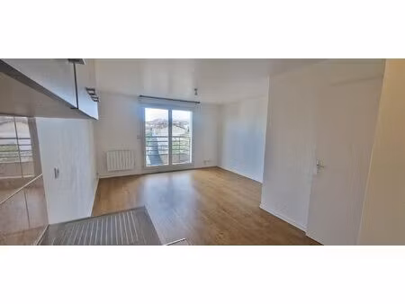 location appartement 2 pièces 44m² le kremlin bicetre 94270