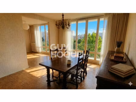 appartement 4 pièces à vendre à la mulatière . parc de la chenaie