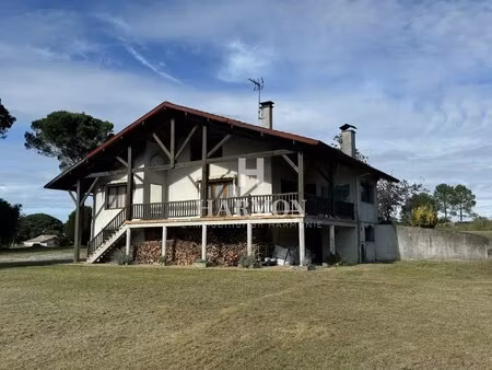 harmon a vendre : propriété a magescq