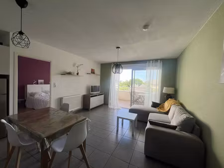 location appartement 2 pièces 45m2 olemps 12510 - 650 € - surface privée