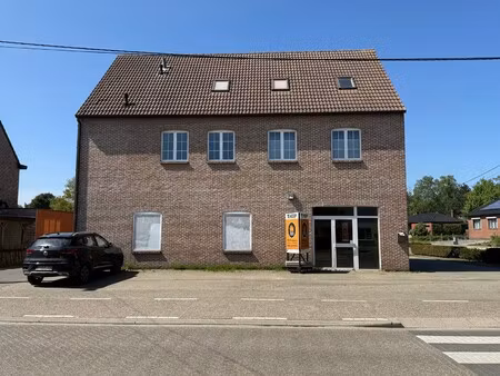 commercieel te koop in olen