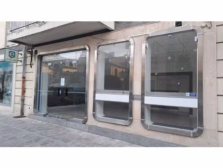 local professionnel à louer soissons 2 pièce(s) 61m2 1 650€/mois ht/hc