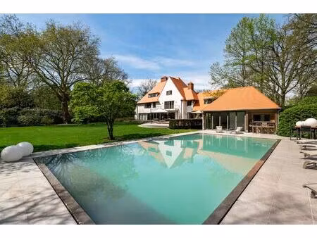 huis te koop in brasschaat met 6 slaapkamers