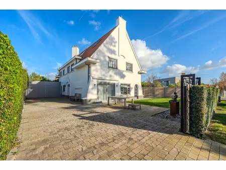 huis te koop in nieuwpoort met 4 slaapkamers
