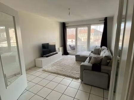 type 2 - proche ecole de commerce