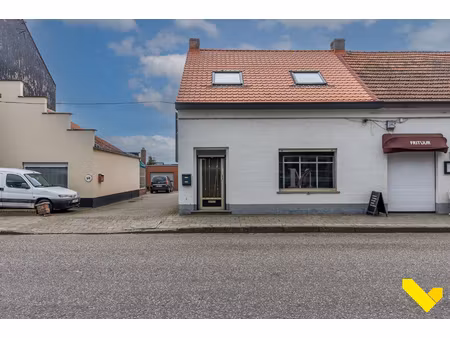 huis te koop in laakdal met 4 slaapkamers