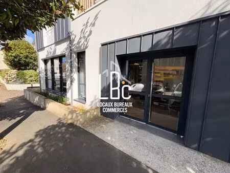 location local commercial 150m² st julien de concelles 44450