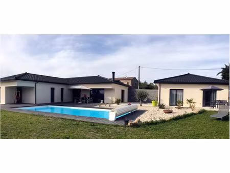 maison 280 m²