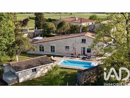 maison à moulis-en-médoc (33480)