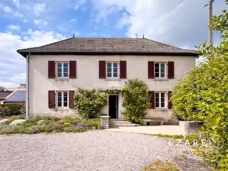 ensemble immobilier avec maison de maitre - 20 mins de dijon