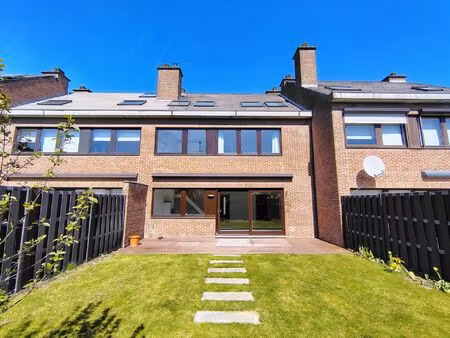 maison à louer à kasteelgaarde 4 woluwe-saint-etienne (vbe15170)