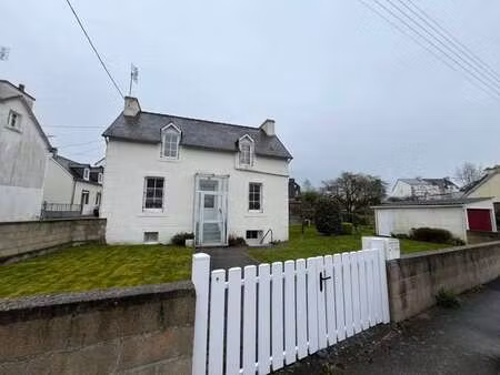 vente maison à châteauneuf-du-faou (29520) : à vendre / 50m² châteauneuf-du-faou