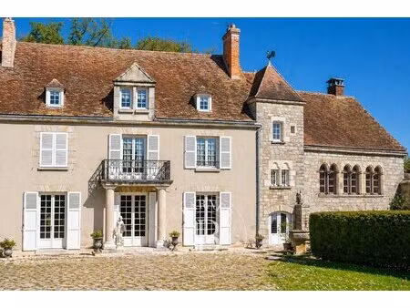 en exclusivité - proche courances et milly-la-forêt - manoir avec piscine