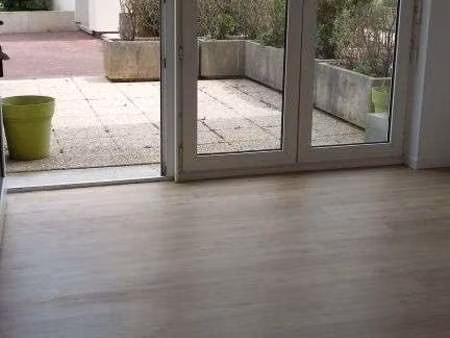 location appartement 2 pièces à caen (14000) : à louer 2 pièces / 26m² caen