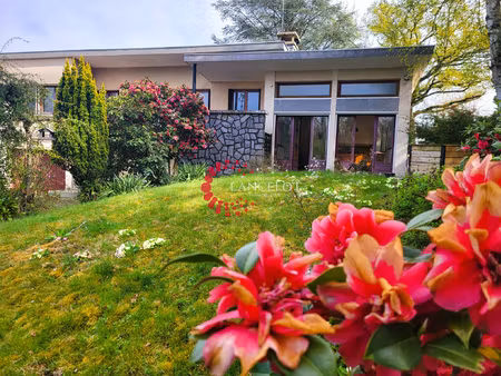 maison 167m2 sur terrain arboré de 5100m2