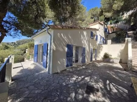 maison de luxe de 2 chambres en location à roquebrune-cap-martin  provence-alpes-côte d'az