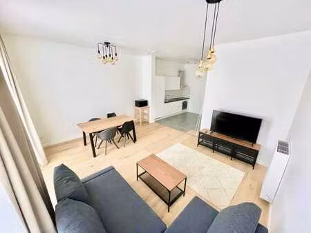 appartement une chambre – meublé  peb a-