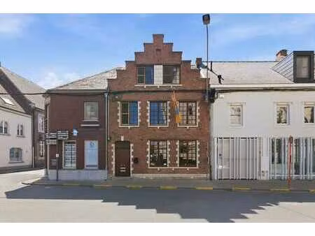 karaktervolle woning met handelsmogelijkheden op topliggi...