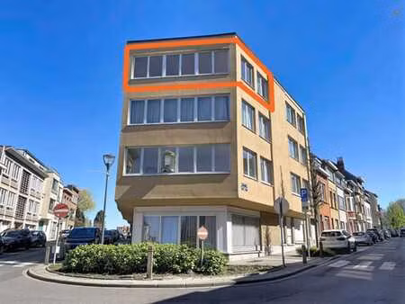 appt 1 chambre : +/- 55 m² + cave