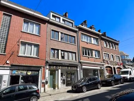 appartement deux chambres dans le centre ville de nivelles.