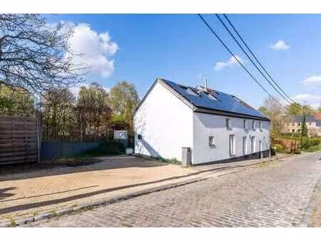 mont-lassy: fermette 4ch  2sdb  annexe prof. lib. + piscine