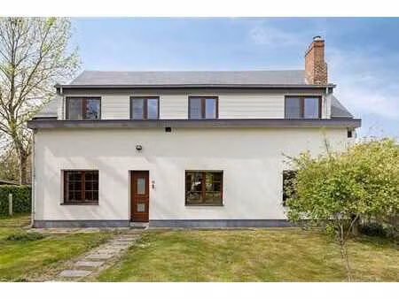 maison avec 4 chambres sur 25a74ca