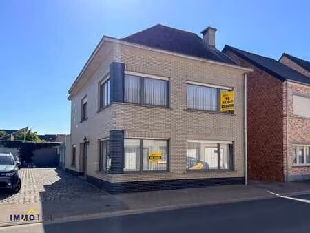 spacieuse maison avec véranda et garage à liedekerke !