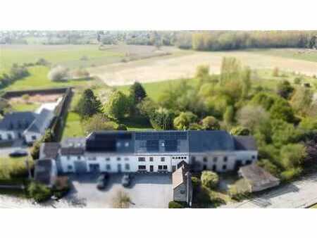 charmante maison avec entrée secondaire pour prof. libérale