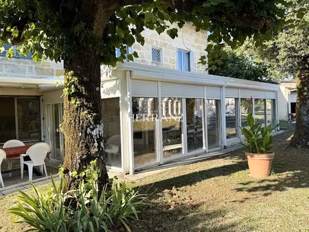 vente maison 7 pièces 385 m² à saint-emilion (33330)  630 000 €