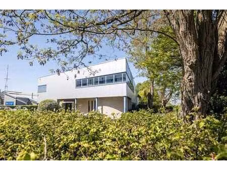 loyer mensuel 12.071€ - localisation aaa !