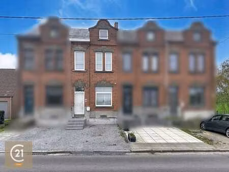 maison 2 façades avec 2 chambres et jardin