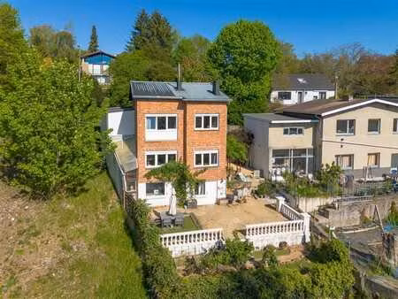 maison 3 chambres avec magnifique vue sur la vallée