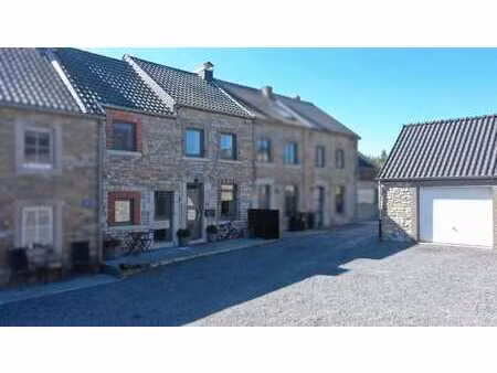 charmante maison en pierre  3 chambres