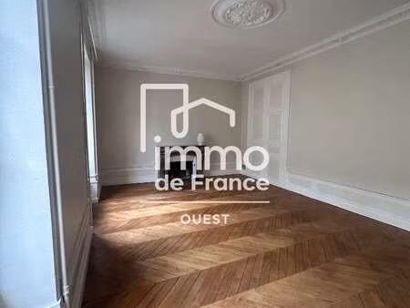 location appartement 4 pièces à angers (49000) : à louer 4 pièces / 104m² angers