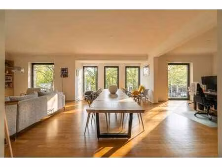 jardin du roi - apt de luxe 3 ch + terrasse+ parking