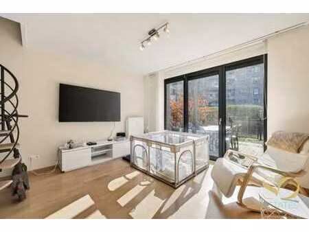 duplex avec terrasse à tour & taxis