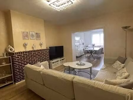 schaerbeek - appartement deux chambres petite copropriété