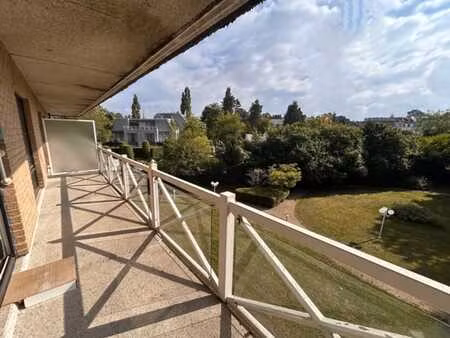 residence services parmentier - bel appt 1ch + terr+cave+gar