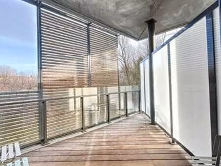 agréable studio non meublé