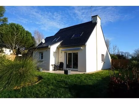 maison située au calme proche des commerces et de la mer