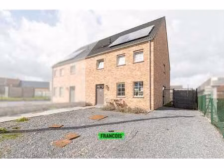grande maison prête à emménager à vendre à schorisse !