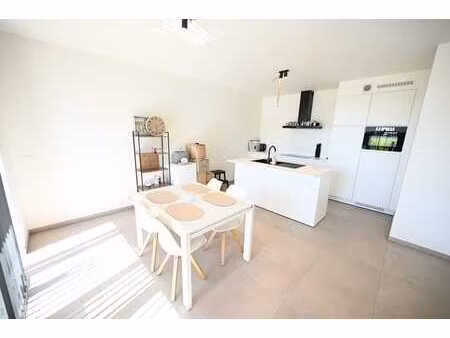 gelijkvloers appartement met terras