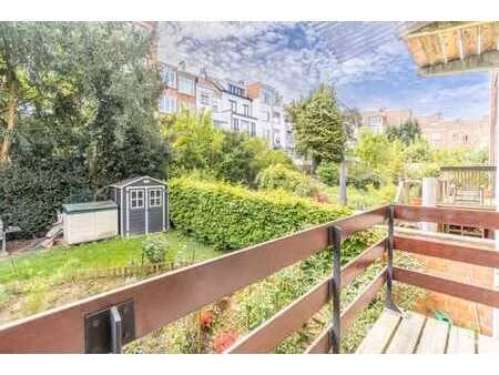 appartement 2ch avec terrasse (quartier herman-debroux)