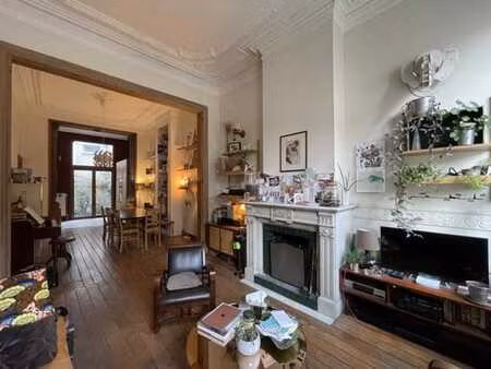 schaerbeek  à proximité de la maison communale de schaerbeek