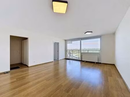 campus alma  appart 2 ch ± 78m² +terrasse