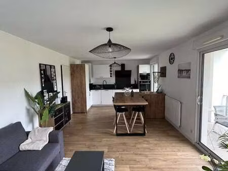 location appartement 3 pièces meublé à cesson-sévigné (35510) : à louer 3 pièces meublé / 
