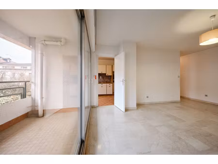 en plein coeur de la ville d'annecy  appartement avec terras